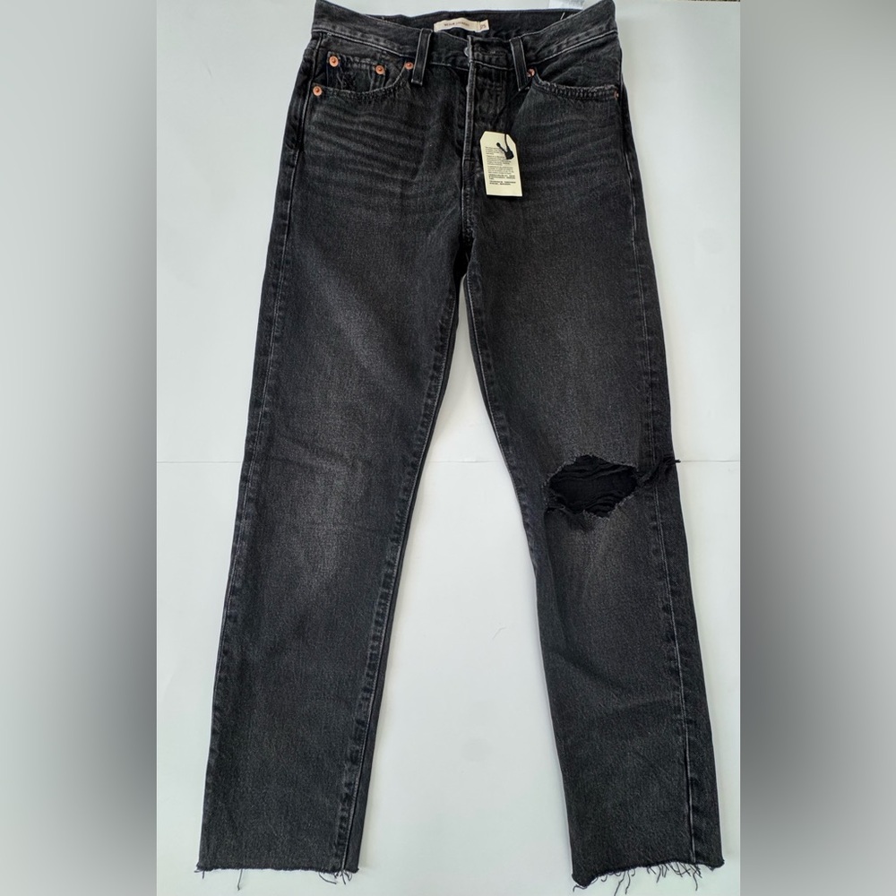Levi's Black Straight Women's Jeans with Distressed Knee